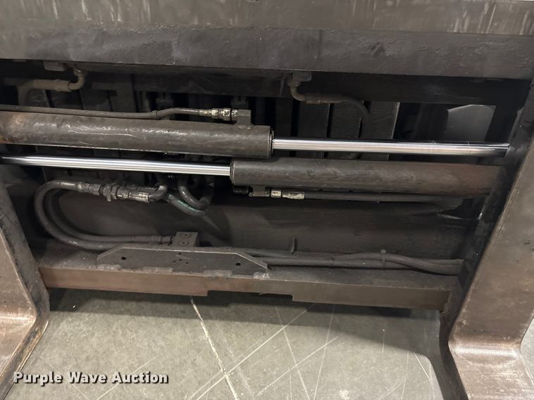 image for item ET8566 2016 UniCarriers PF70 forklift