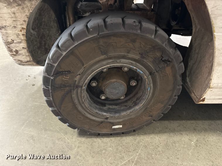 image for item ET8566 2016 UniCarriers PF70 forklift