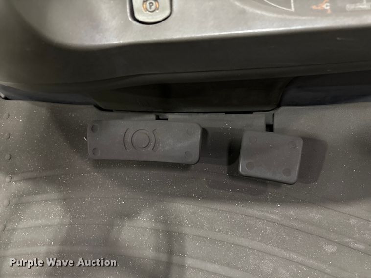 image for item ET8600 2015 Crown FC4510-50 forklift