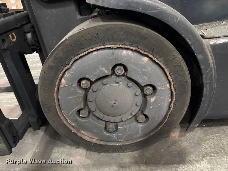 image for item ET8600 2015 Crown FC4510-50 forklift