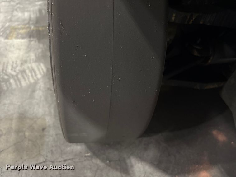 image for item ET8600 2015 Crown FC4510-50 forklift