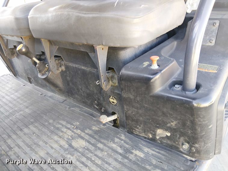 image for item EU2593 2015 Kubota RTV-X900 utility vehicle