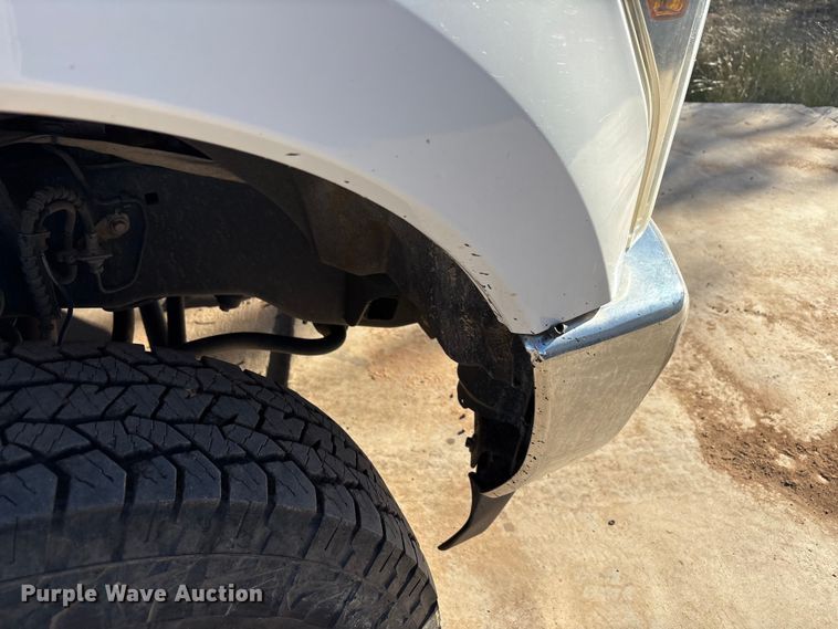 image for item EU4709 2017 Ford F350 Super Duty Crew Cab pickup truck