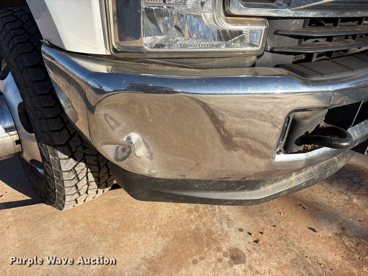 image for item EU4709 2017 Ford F350 Super Duty Crew Cab pickup truck