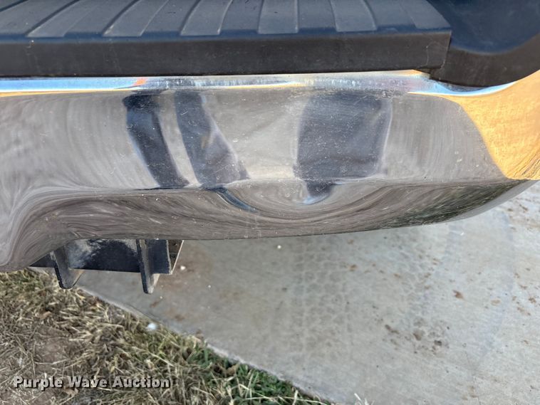 image for item EU4709 2017 Ford F350 Super Duty Crew Cab pickup truck