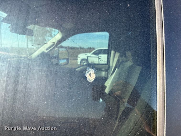 image for item EU4709 2017 Ford F350 Super Duty Crew Cab pickup truck