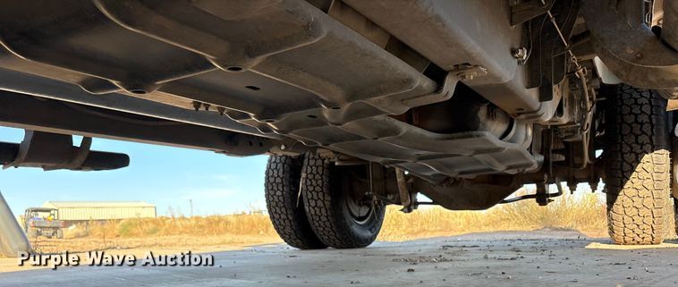 image for item EU4709 2017 Ford F350 Super Duty Crew Cab pickup truck