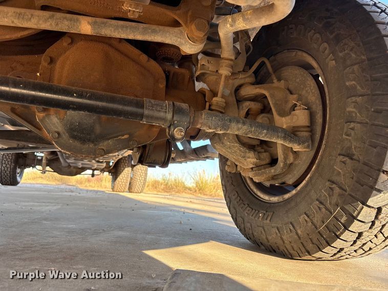 image for item EU4709 2017 Ford F350 Super Duty Crew Cab pickup truck