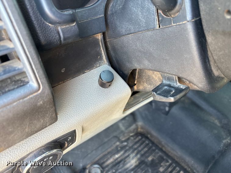 image for item EU4709 2017 Ford F350 Super Duty Crew Cab pickup truck