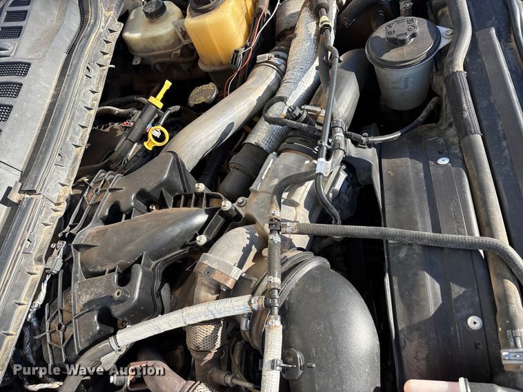 image for item EU4709 2017 Ford F350 Super Duty Crew Cab pickup truck