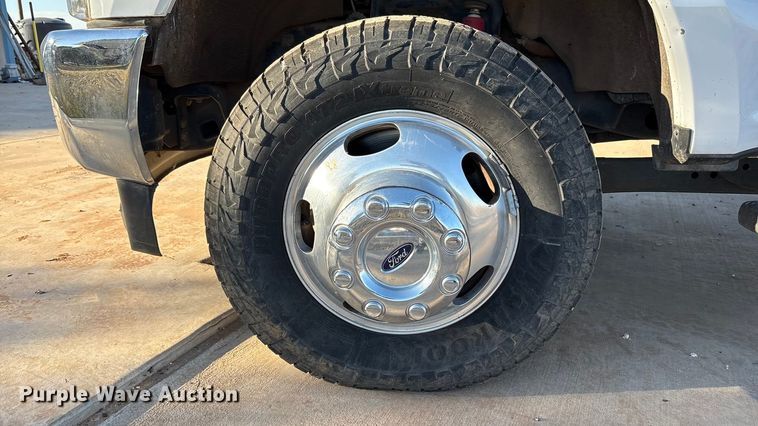 image for item EU4709 2017 Ford F350 Super Duty Crew Cab pickup truck