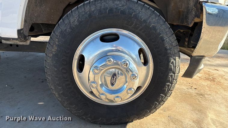 image for item EU4709 2017 Ford F350 Super Duty Crew Cab pickup truck