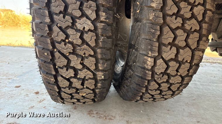 image for item EU4709 2017 Ford F350 Super Duty Crew Cab pickup truck