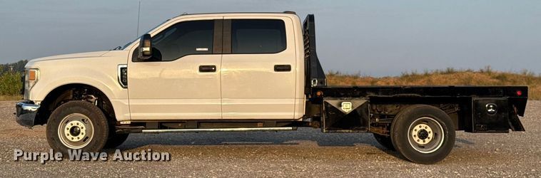 image for item EU5062 2020 Ford F350 Super Duty XL Crew Cab flatbed pickup truck