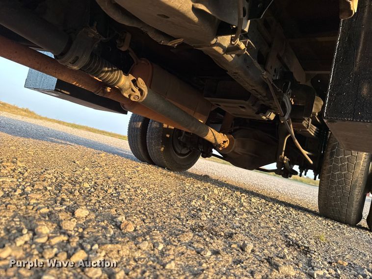 image for item EU5062 2020 Ford F350 Super Duty XL Crew Cab flatbed pickup truck