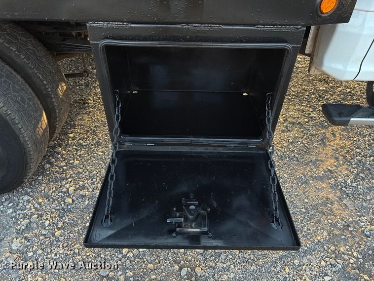 image for item EU5062 2020 Ford F350 Super Duty XL Crew Cab flatbed pickup truck