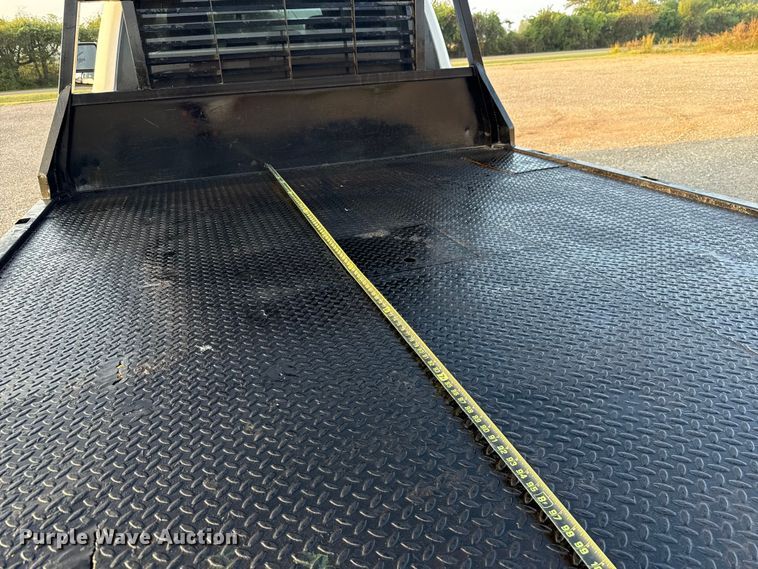 image for item EU5062 2020 Ford F350 Super Duty XL Crew Cab flatbed pickup truck