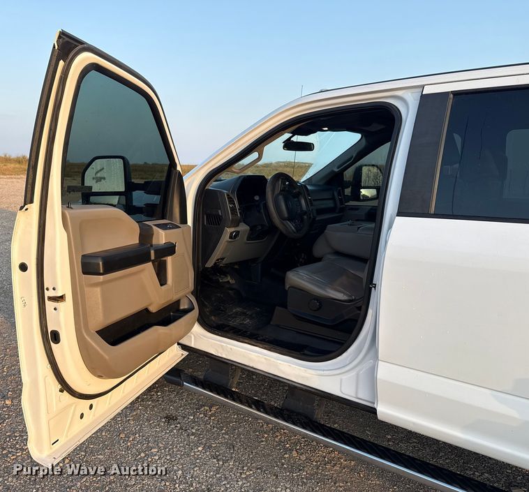 image for item EU5062 2020 Ford F350 Super Duty XL Crew Cab flatbed pickup truck