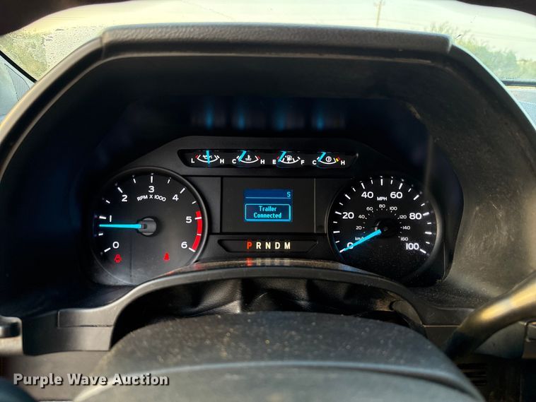 image for item EU5062 2020 Ford F350 Super Duty XL Crew Cab flatbed pickup truck