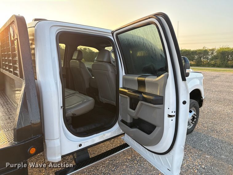 image for item EU5062 2020 Ford F350 Super Duty XL Crew Cab flatbed pickup truck