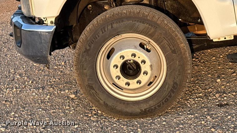 image for item EU5062 2020 Ford F350 Super Duty XL Crew Cab flatbed pickup truck