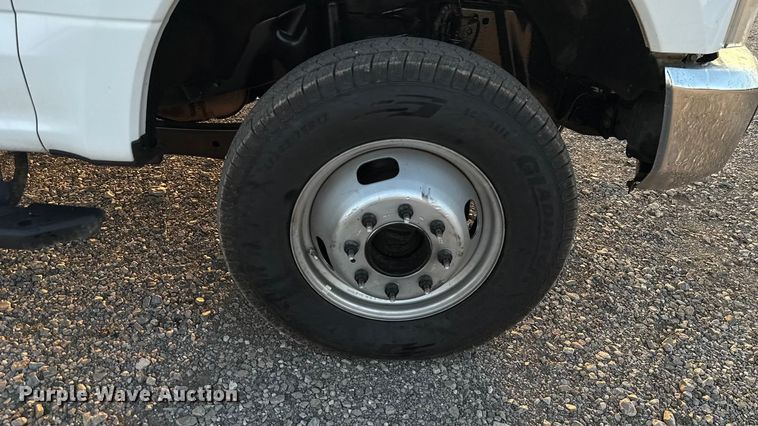 image for item EU5062 2020 Ford F350 Super Duty XL Crew Cab flatbed pickup truck