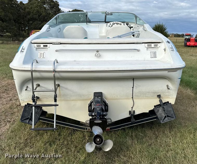 image for item EU5232 1995 Baja 236 boat