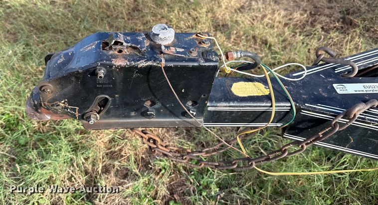 image for item EU5232 1995 Baja 236 boat