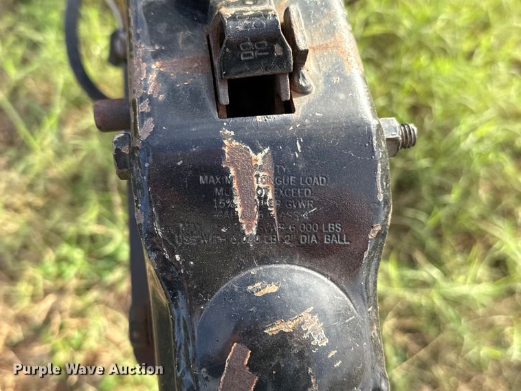 image for item EU5232 1995 Baja 236 boat