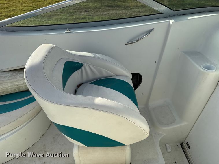 image for item EU5232 1995 Baja 236 boat