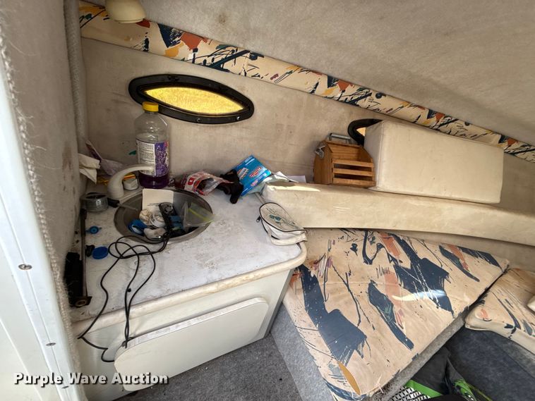 image for item EU5232 1995 Baja 236 boat