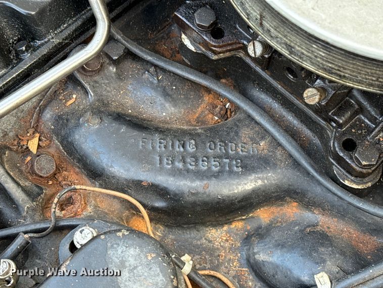 image for item EU5232 1995 Baja 236 boat