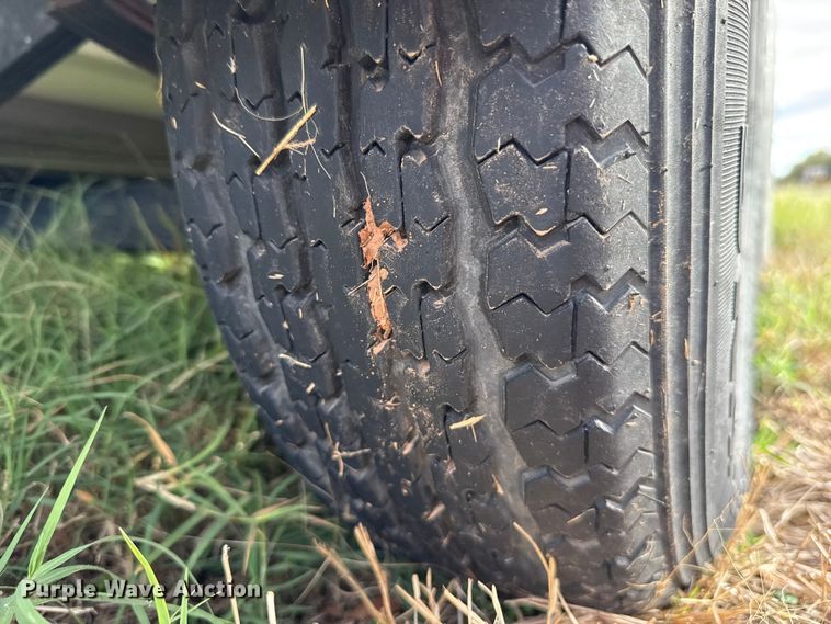 image for item EU5232 1995 Baja 236 boat