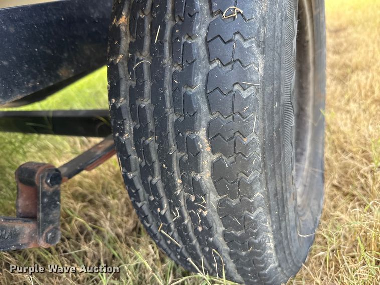 image for item EU5232 1995 Baja 236 boat