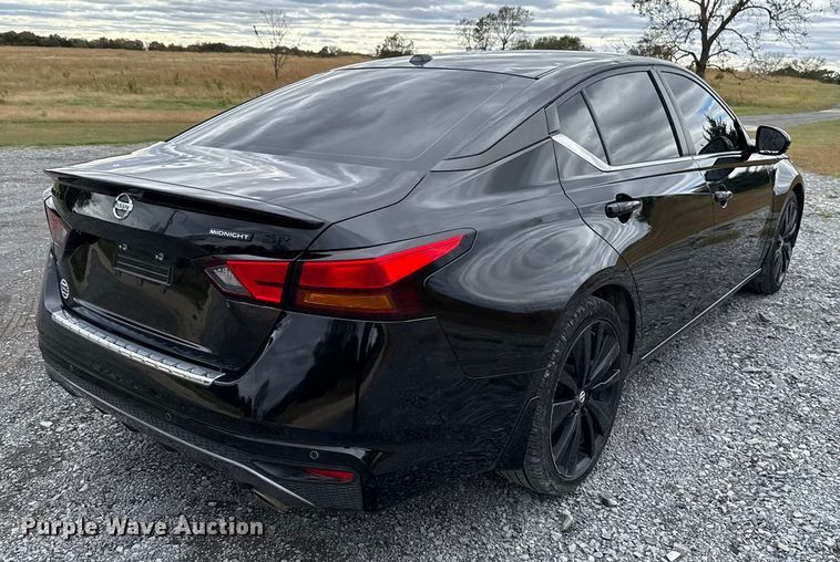 image for item EU5236 2022 Nissan Altima SR 