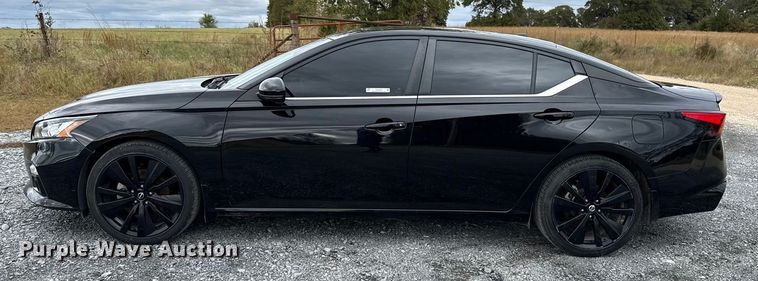 image for item EU5236 2022 Nissan Altima SR 