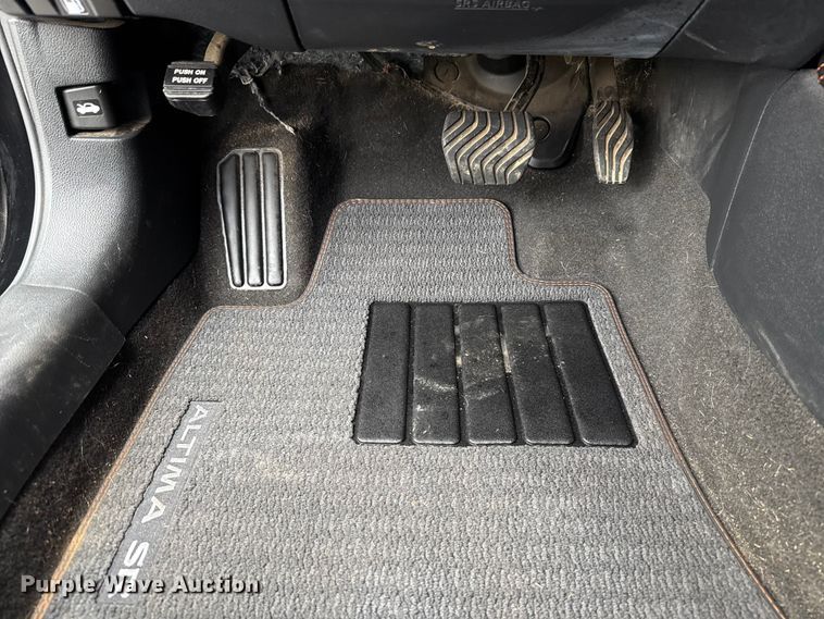 image for item EU5236 2022 Nissan Altima SR 