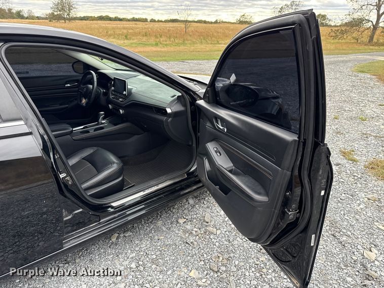 image for item EU5236 2022 Nissan Altima SR 
