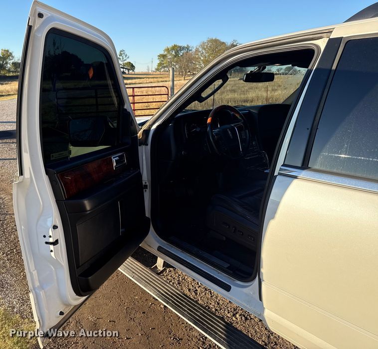 image for item EU5237 2015 Lincoln Navigator SUV