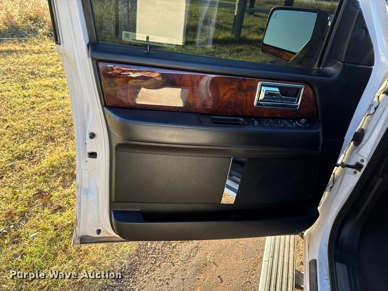 image for item EU5237 2015 Lincoln Navigator SUV