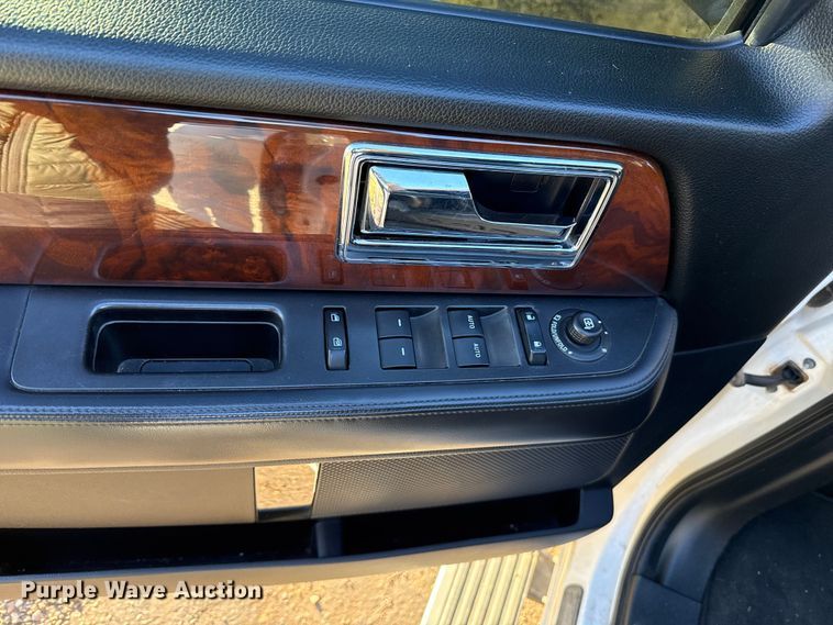 image for item EU5237 2015 Lincoln Navigator SUV