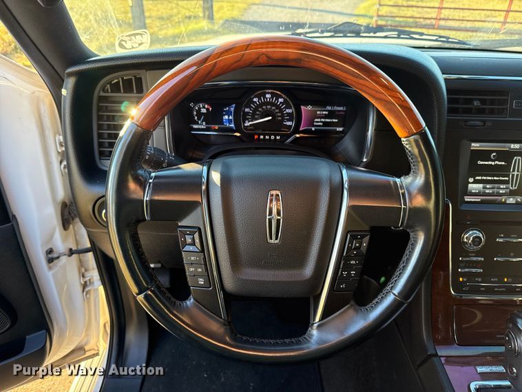 image for item EU5237 2015 Lincoln Navigator SUV