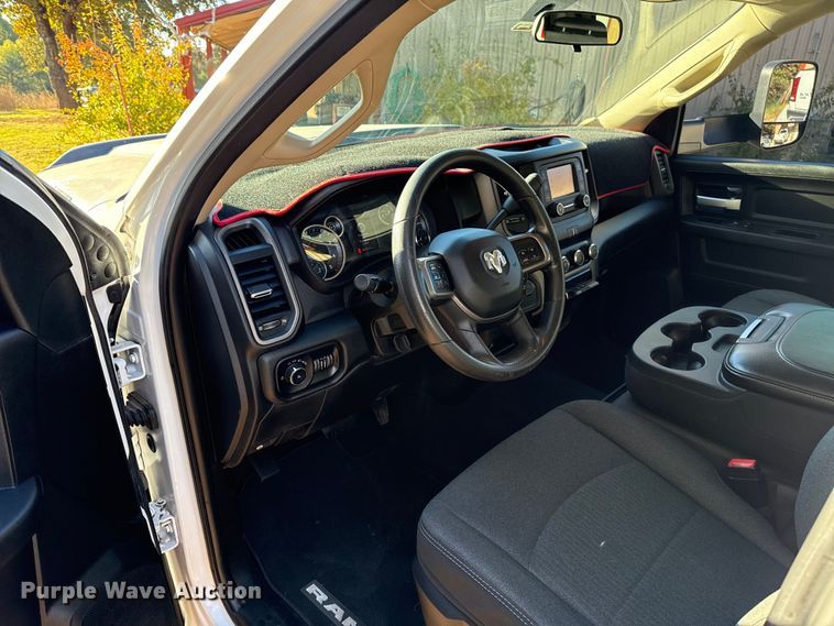 image for item EU5286 2019 RAM 3500 Crew Cab pickup truck