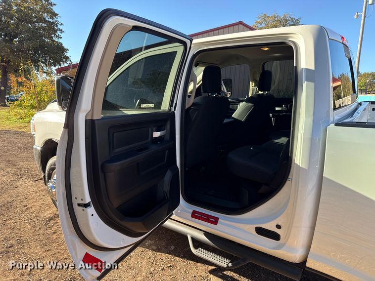 image for item EU5286 2019 RAM 3500 Crew Cab pickup truck