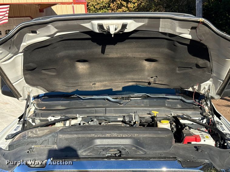 image for item EU5286 2019 RAM 3500 Crew Cab pickup truck