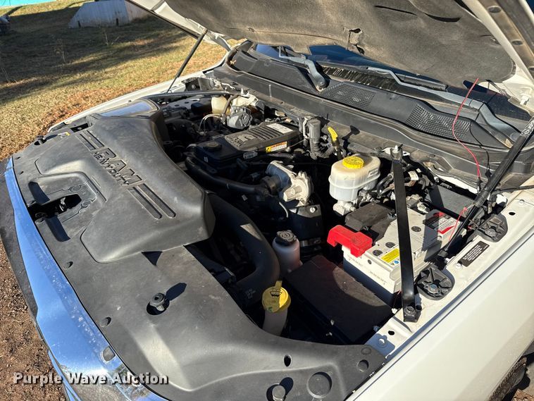 image for item EU5286 2019 RAM 3500 Crew Cab pickup truck