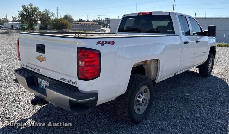 image for item EU5335 2019 Chevrolet Silverado 2500HD Double Cab pickup truck