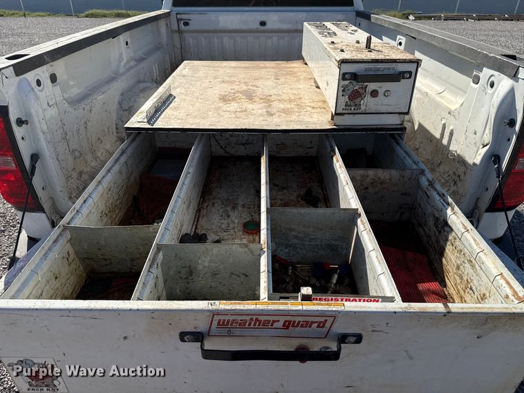 image for item EU5335 2019 Chevrolet Silverado 2500HD Double Cab pickup truck