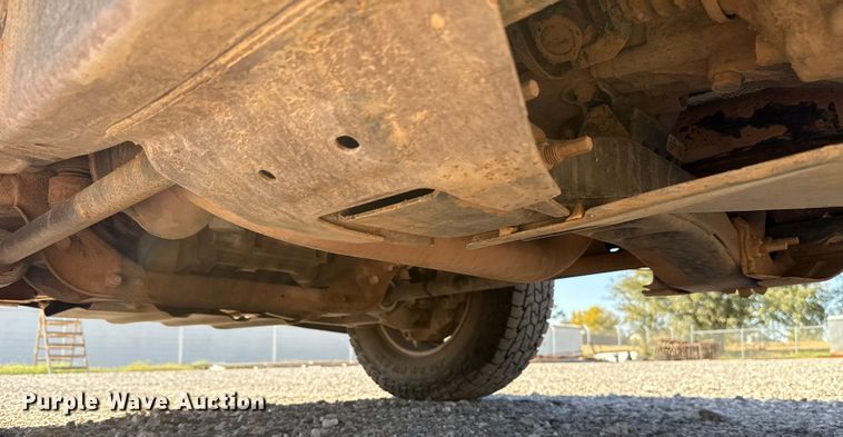 image for item EU5335 2019 Chevrolet Silverado 2500HD Double Cab pickup truck