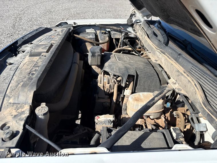 image for item EU5335 2019 Chevrolet Silverado 2500HD Double Cab pickup truck